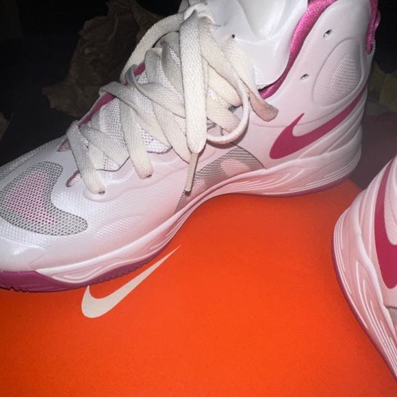 Nike Women’s Hyperfuse TB 8.5 (Pre-Owned) - Picture 9 of 9